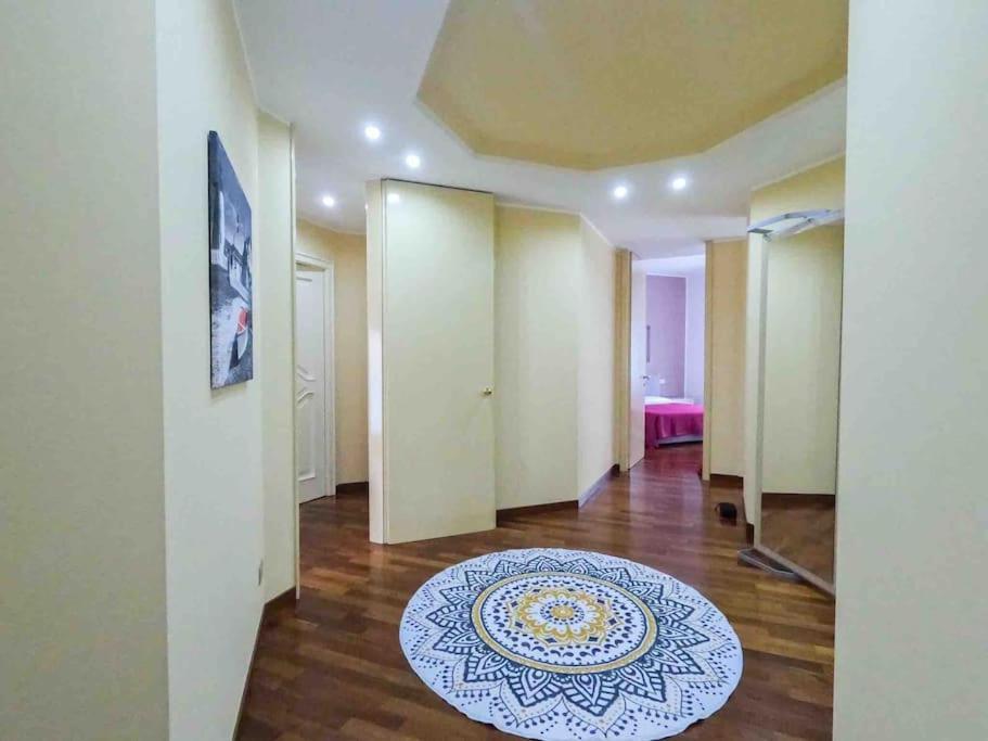 Appartamento Grazioso Con Parcheggio Privato Piacenza Dış mekan fotoğraf